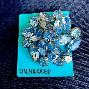 Vintage blue rhinestone pin 1.25 inches